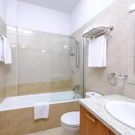 The Catherine Apartamento Larnaca