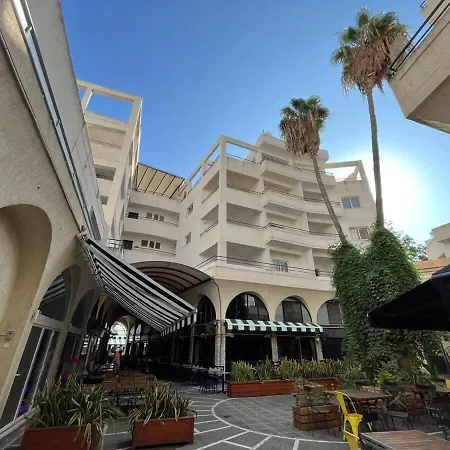 The Catherine Apartment Larnaca